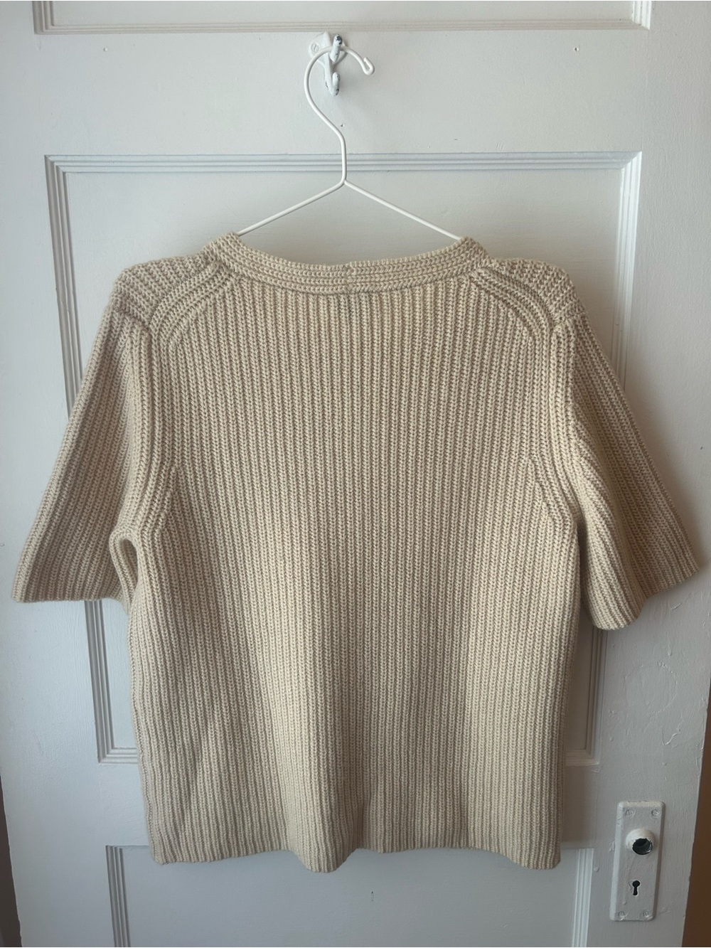 Theory Edalina Short-Sleeve Ribbed Wool/Cashmere Sweater in Oatmeal - Picture 6 of 8